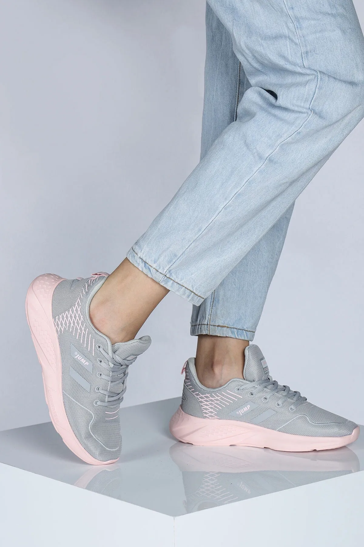 26263 Women-s Sports