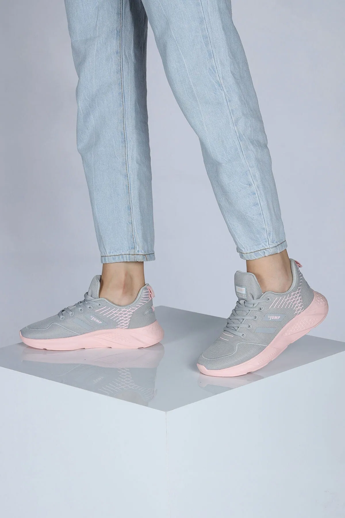 26263 Women-s Sports