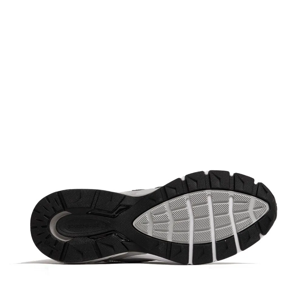 990v5 Core Sneaker (Grey)
