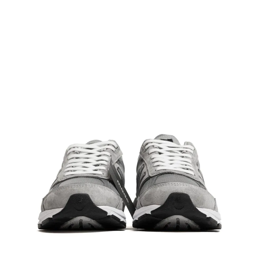 990v5 Core Sneaker (Grey)