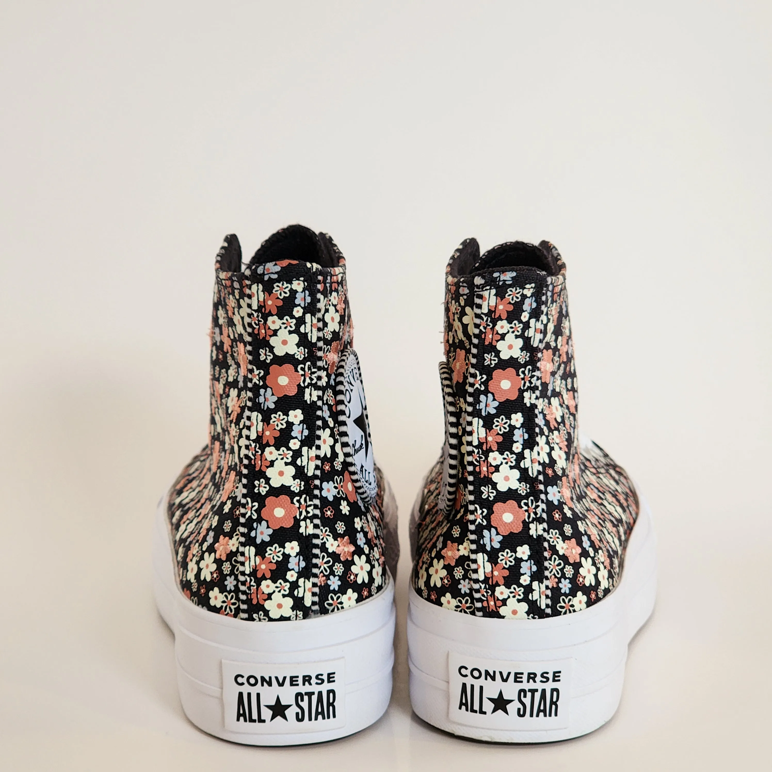 Converse CTAS Lift Hi Petite Petals Women's Platform Sneakers A14264C NWT