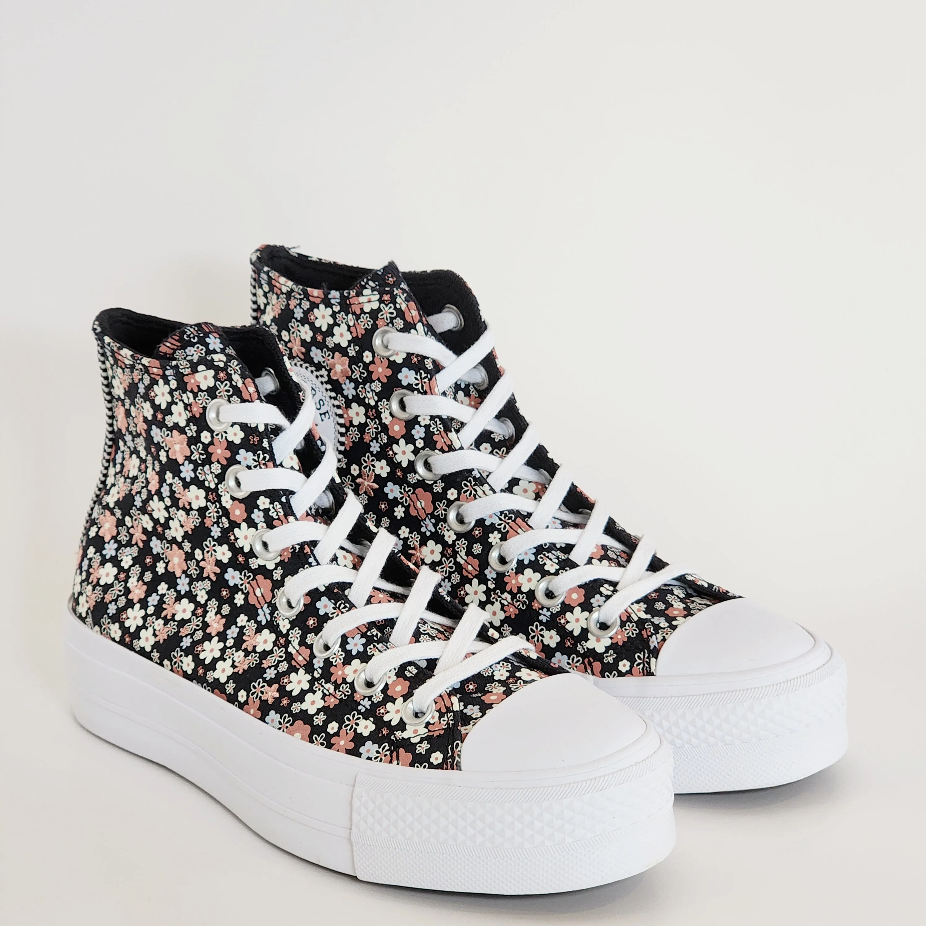 Converse CTAS Lift Hi Petite Petals Women's Platform Sneakers A14264C NWT