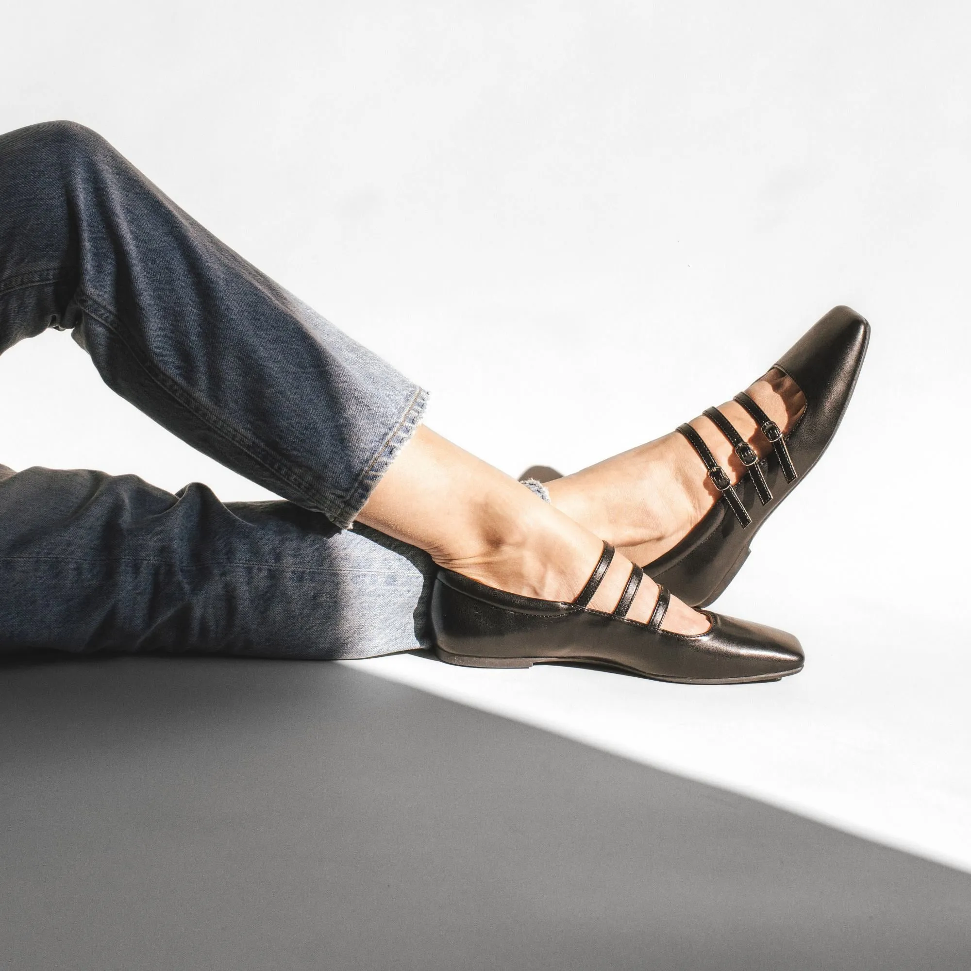 DARLIN FAUX LEATHER FLATS IN WIDE