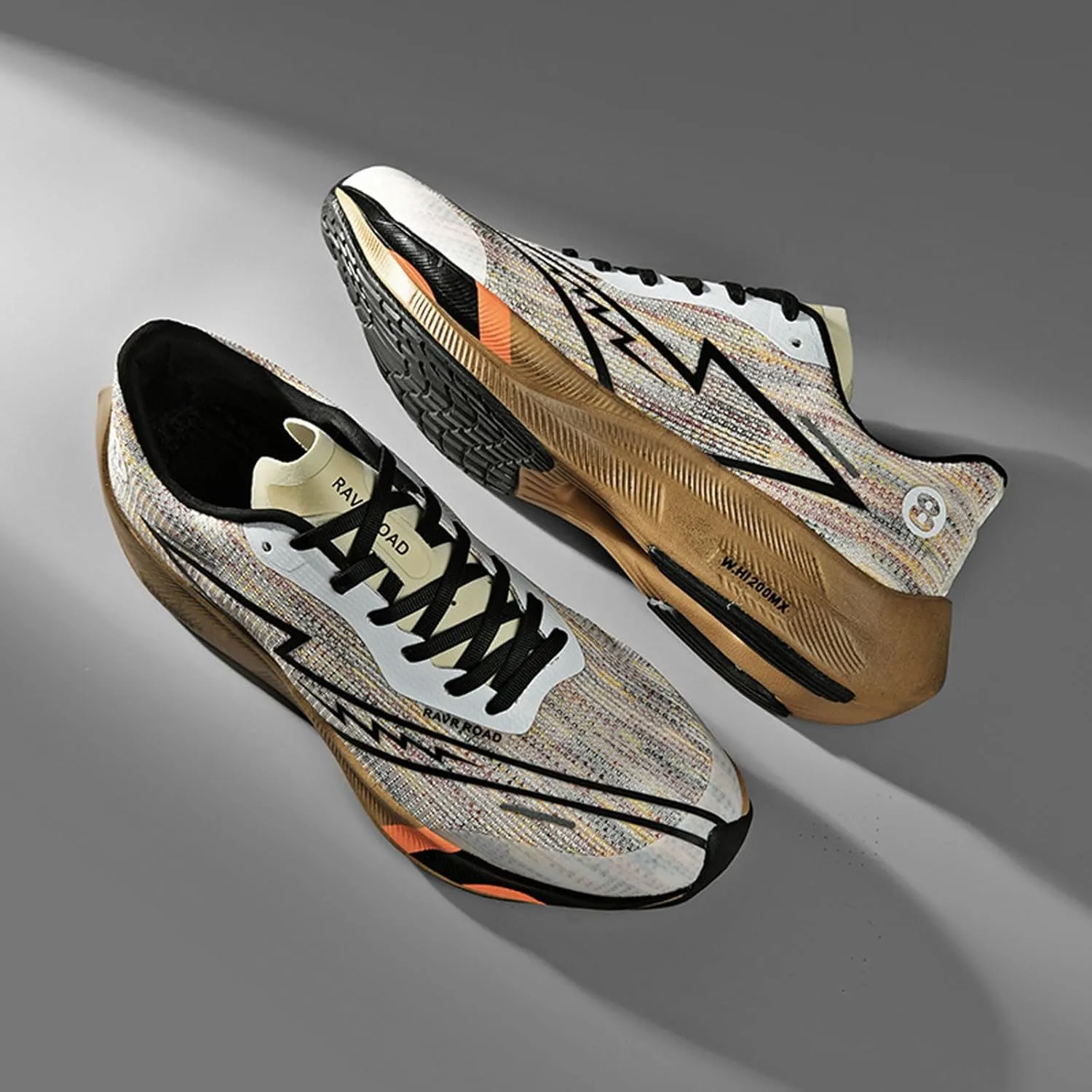 Man's Slip On Running Shoes Lightweight Carbon Plated Board Breathable Casual Non-Slip Sneakers for Gym Jogging Travel Work