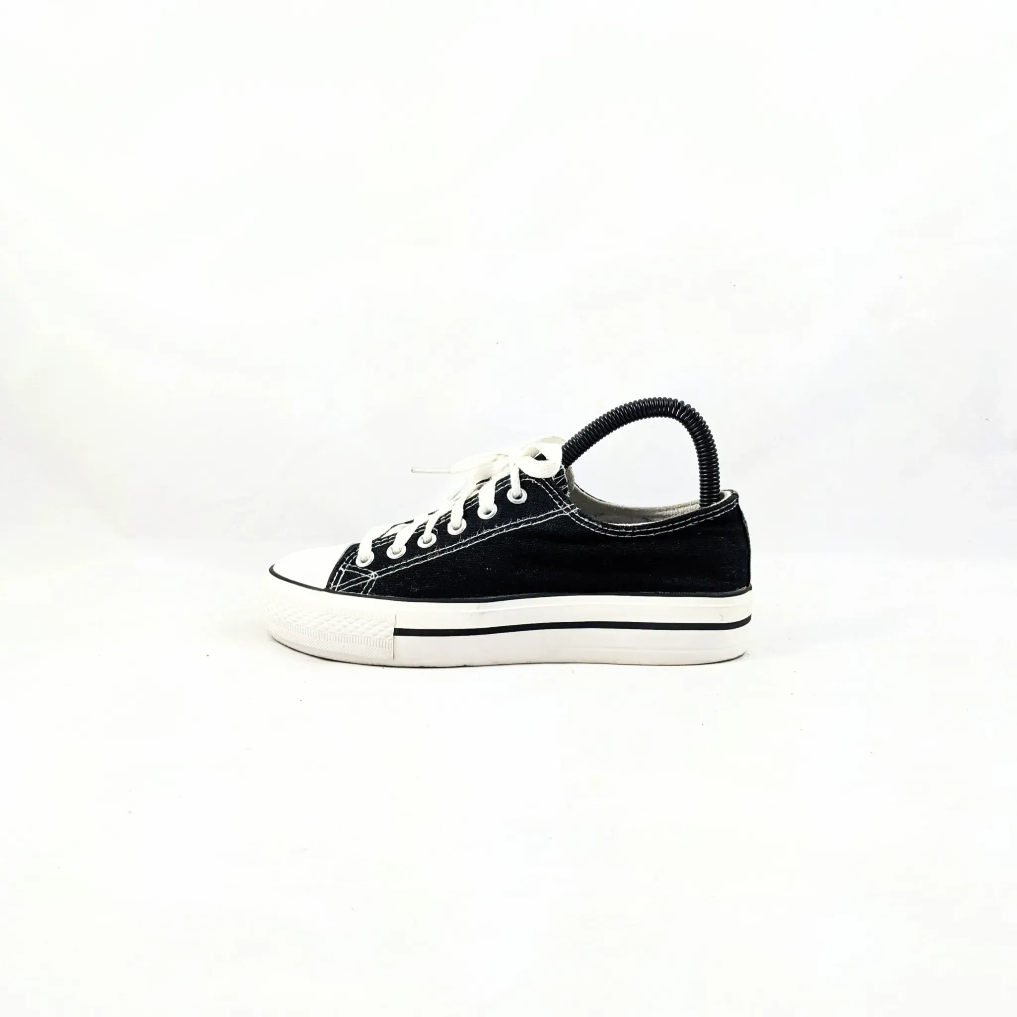 MarQuiiz Black Sneakers