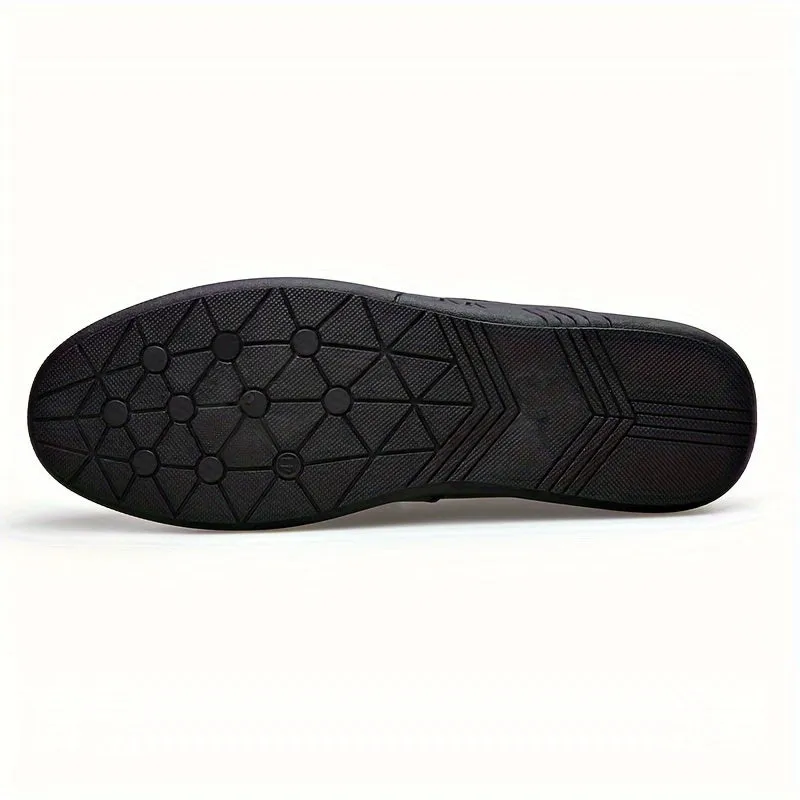 Men's  PU Leather Black Loafer With Rubber Sole Ideal  For Gen Z