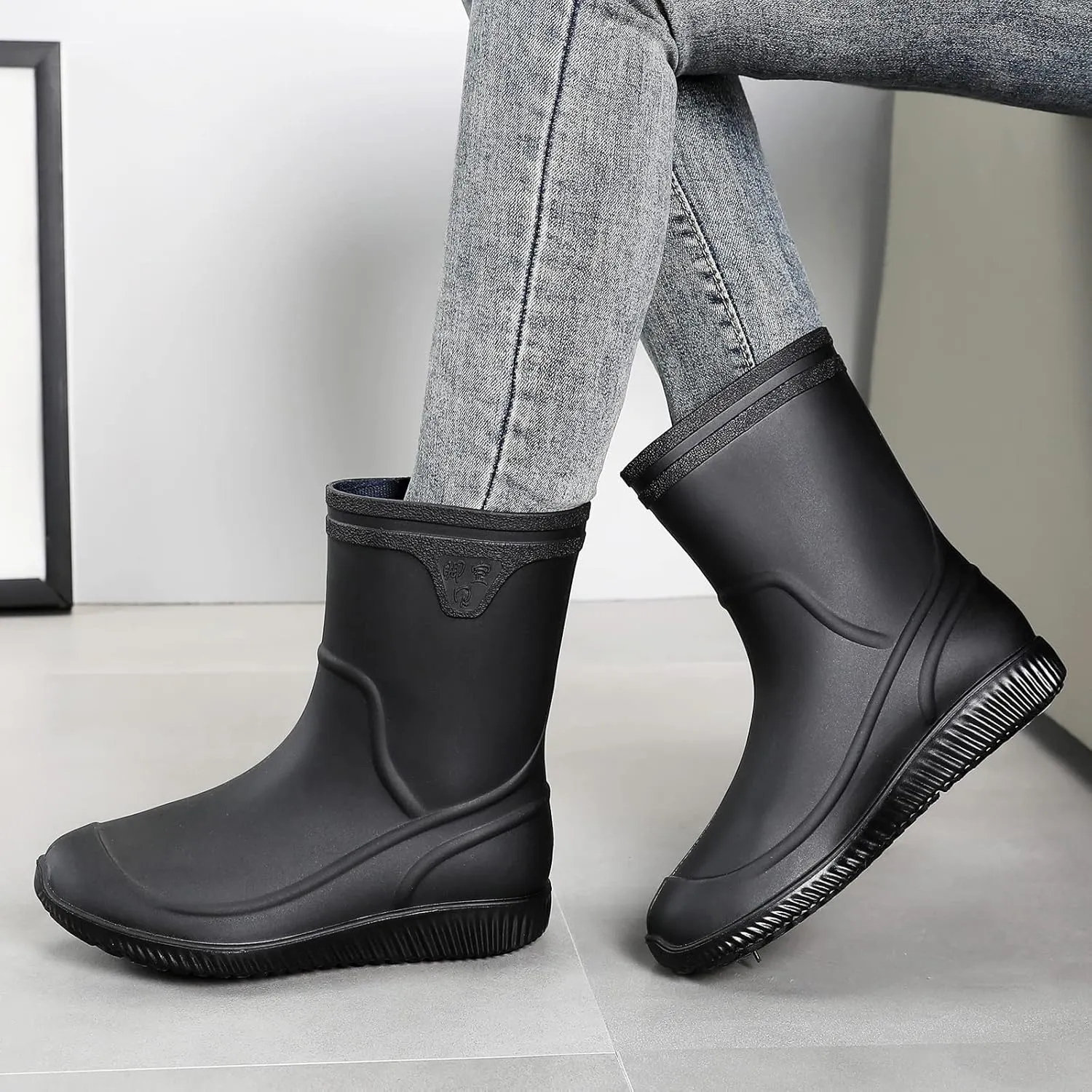 Rain Boots for WomenWaterproof Garden Rubber Boots, Non-slip Width Mid-Calf Comfort Short Boots, Ankle Rainboots Boots, Lightweight Platform Mud Boots Water Shoes for Outdoor Working Fishing